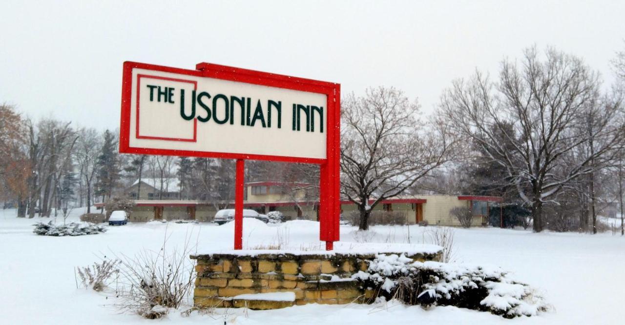 The Usonian Inn Llc Спринг Грийн Екстериор снимка